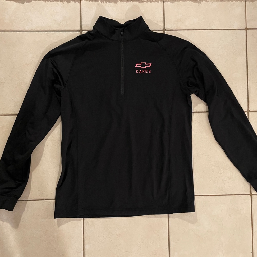 Chevrolet - Chevy Cares- Chevy fights breast cancer- men’s medium 3/4 zip